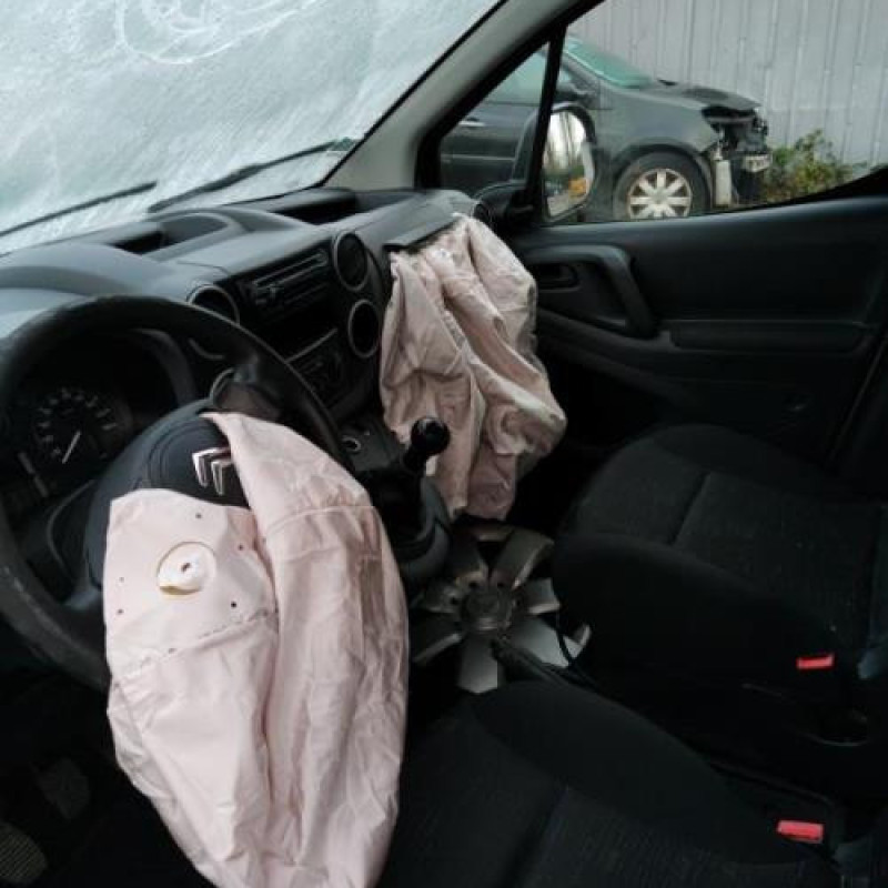 Serrure avant droit CITROEN BERLINGO 2 Photo n°8