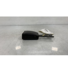 Attache ceinture avant gauche MAZDA MPV 2