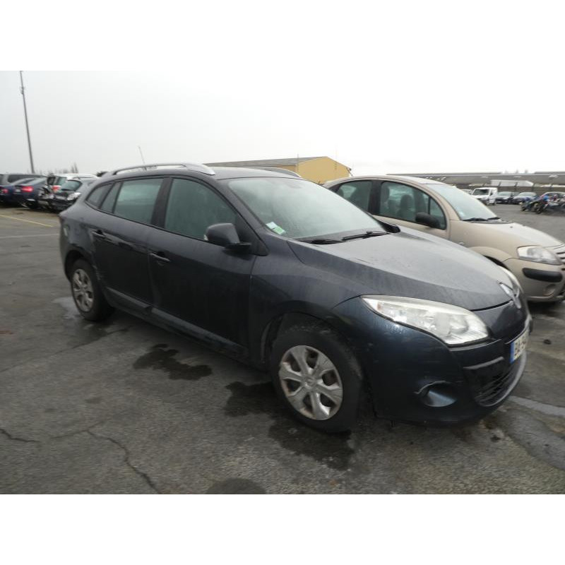 Trappe d'essence RENAULT MEGANE 3 Photo n°4