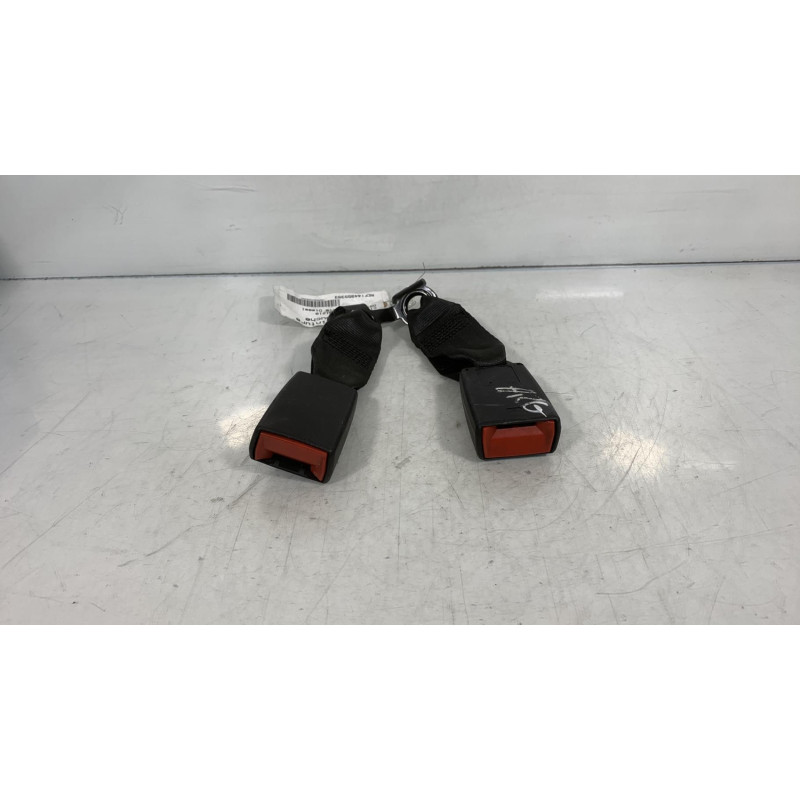 Attache ceinture arriere gauche CITROEN DS3 Photo n°2