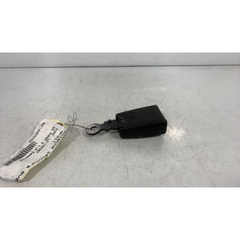 Attache ceinture avant droit FORD KA Photo n°2