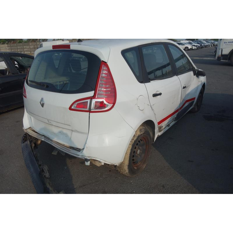 Ceinture arriere centrale RENAULT SCENIC 3 Photo n°4