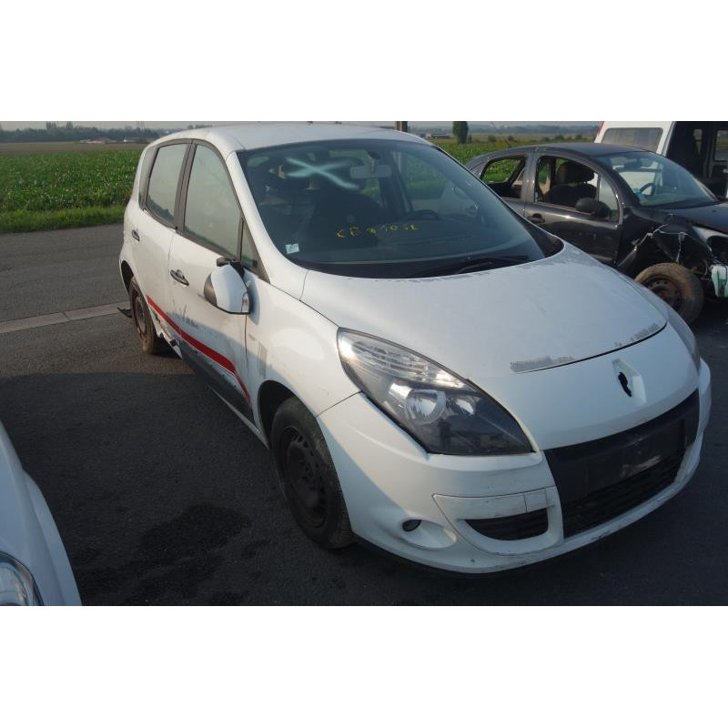 Ceinture arriere centrale RENAULT SCENIC 3 Photo n°10