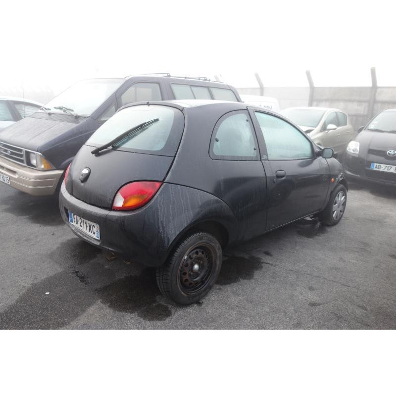 Trappe d'essence FORD KA 1 Photo n°4