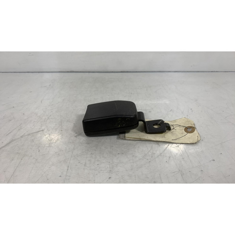 Attache ceinture avant droit FORD KA 1 Photo n°3