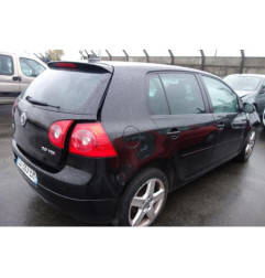 Pretensionneur de ceinture avant gauche VOLKSWAGEN GOLF 5