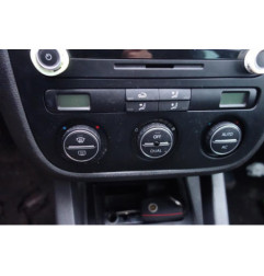 Pretensionneur de ceinture avant gauche VOLKSWAGEN GOLF 5