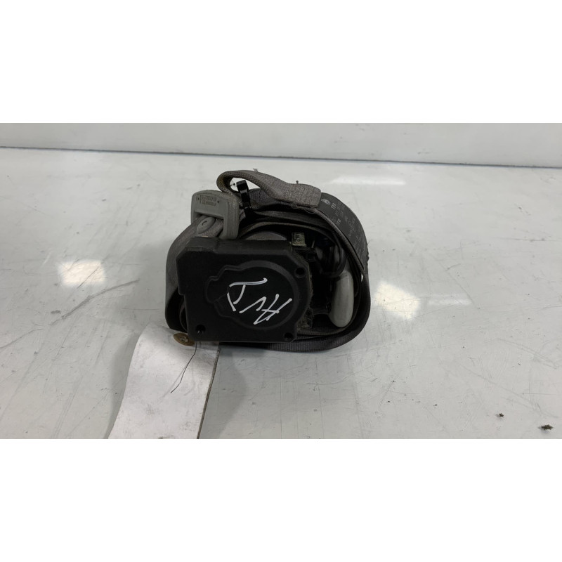 Pretensionneur de ceinture avant droit VOLKSWAGEN NEW BEETLE 1 Photo n°2