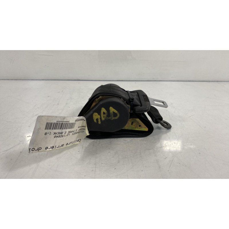 Ceinture arriere droit VOLKSWAGEN PASSAT 3 Photo n°2