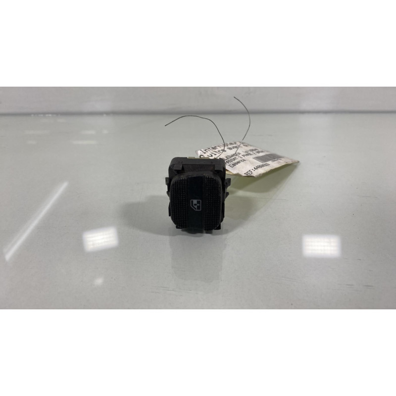 Interrupteur de leve vitre avant droit VOLKSWAGEN PASSAT 3 Photo n°3