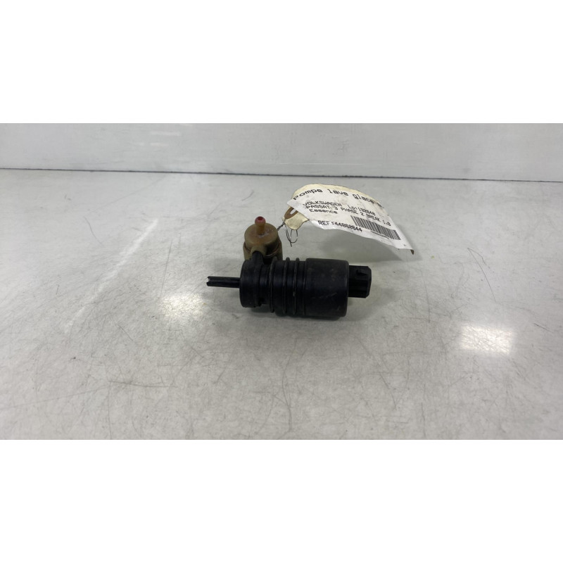 Pompe lave glace avant VOLKSWAGEN PASSAT 3 Photo n°3