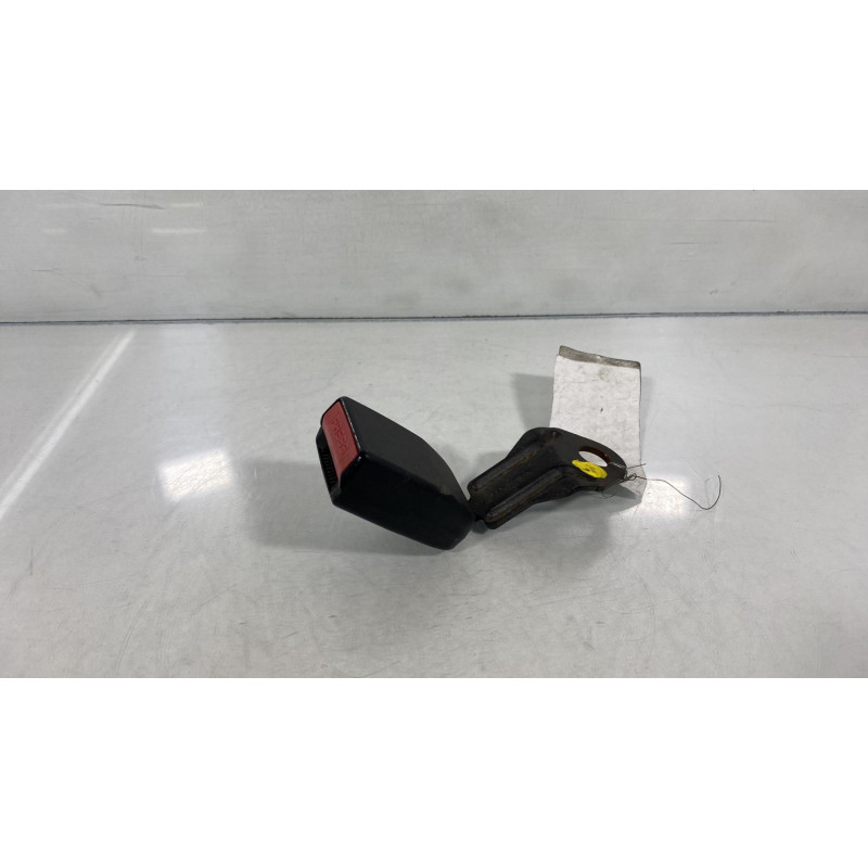 Attache ceinture arriere droit CITROEN C8 Photo n°3