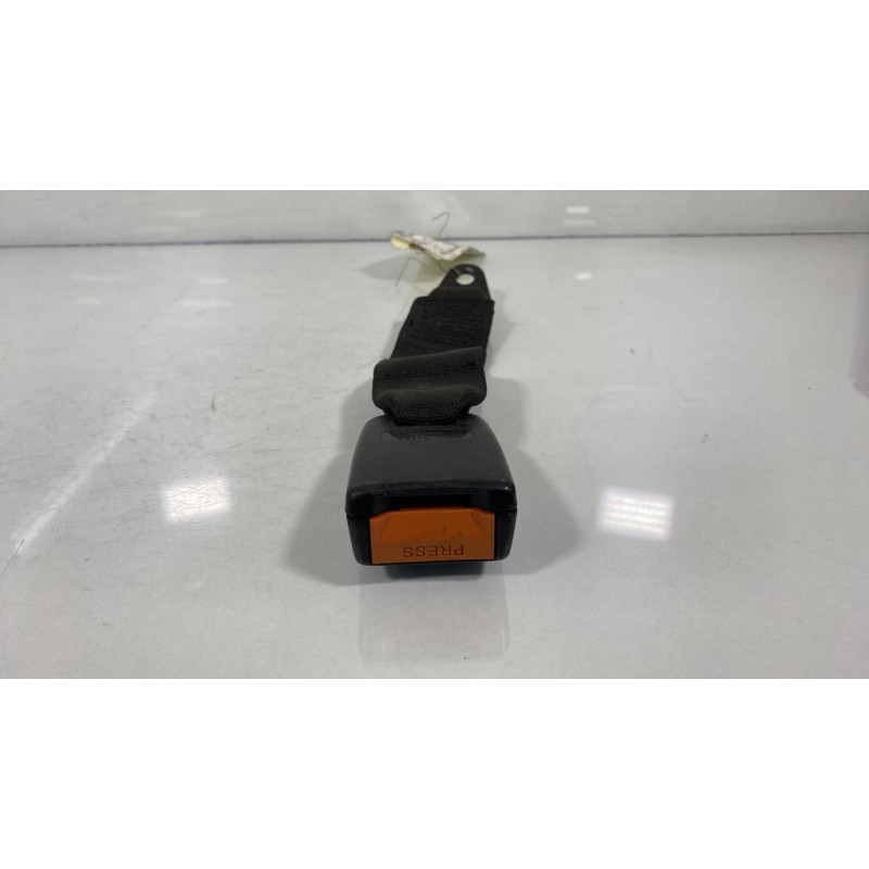 Attache ceinture arriere gauche OPEL AGILA A Photo n°3