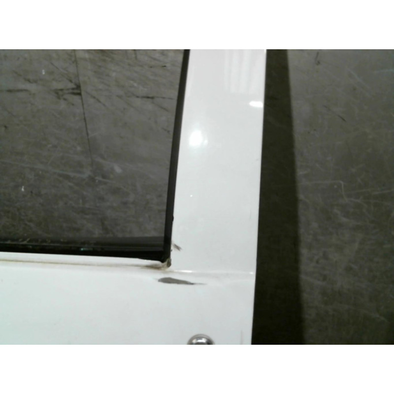 Porte avant gauche RENAULT TWINGO 2 Photo n°2