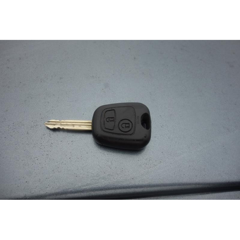 Capot CITROEN XSARA PICASSO Photo n°13