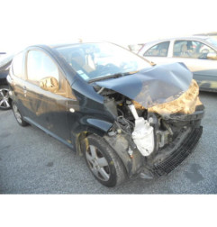 Pretensionneur de ceinture avant gauche TOYOTA AYGO 1