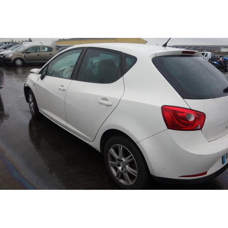 Anti brouillard gauche (feux) SEAT IBIZA 4 Photo n°10