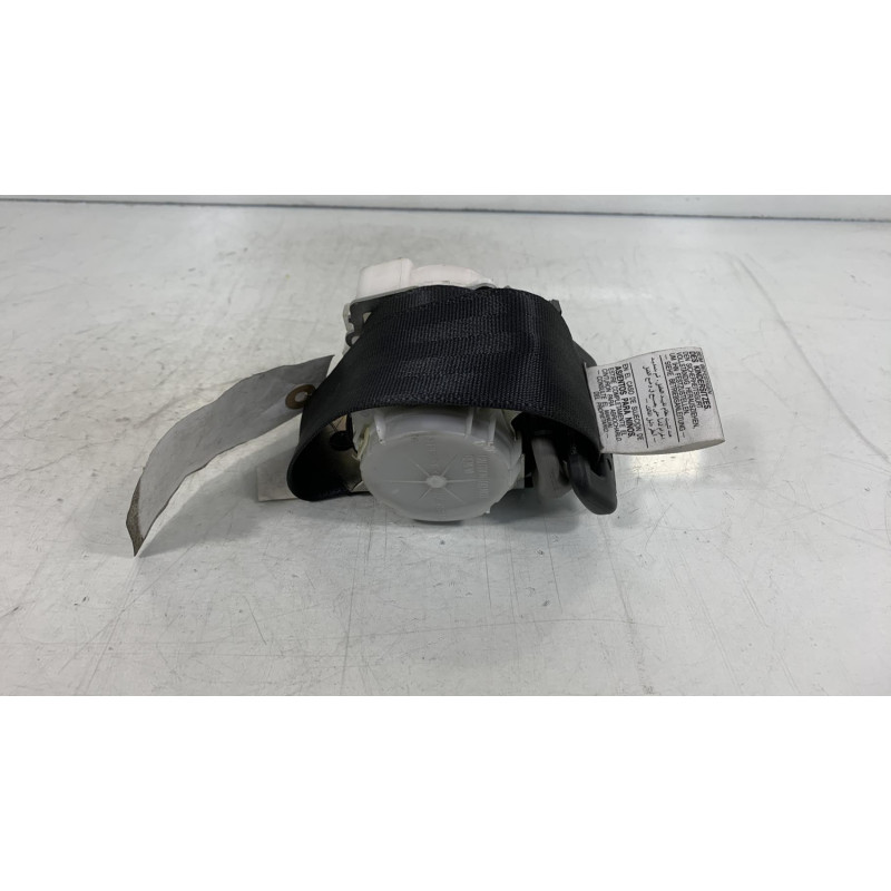Ceinture arriere droit TOYOTA YARIS 2 Photo n°2
