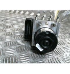 Bloc ABS (freins anti-blocage) TOYOTA YARIS 2