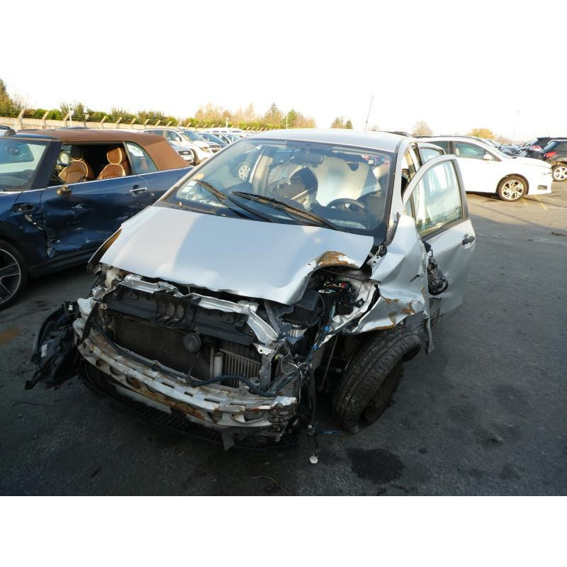 Bloc ABS (freins anti-blocage) TOYOTA YARIS 2 Photo n°6