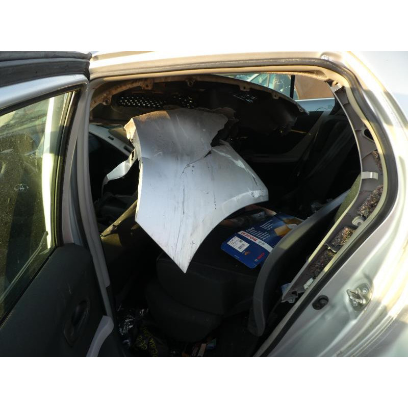 Bloc ABS (freins anti-blocage) TOYOTA YARIS 2 Photo n°8