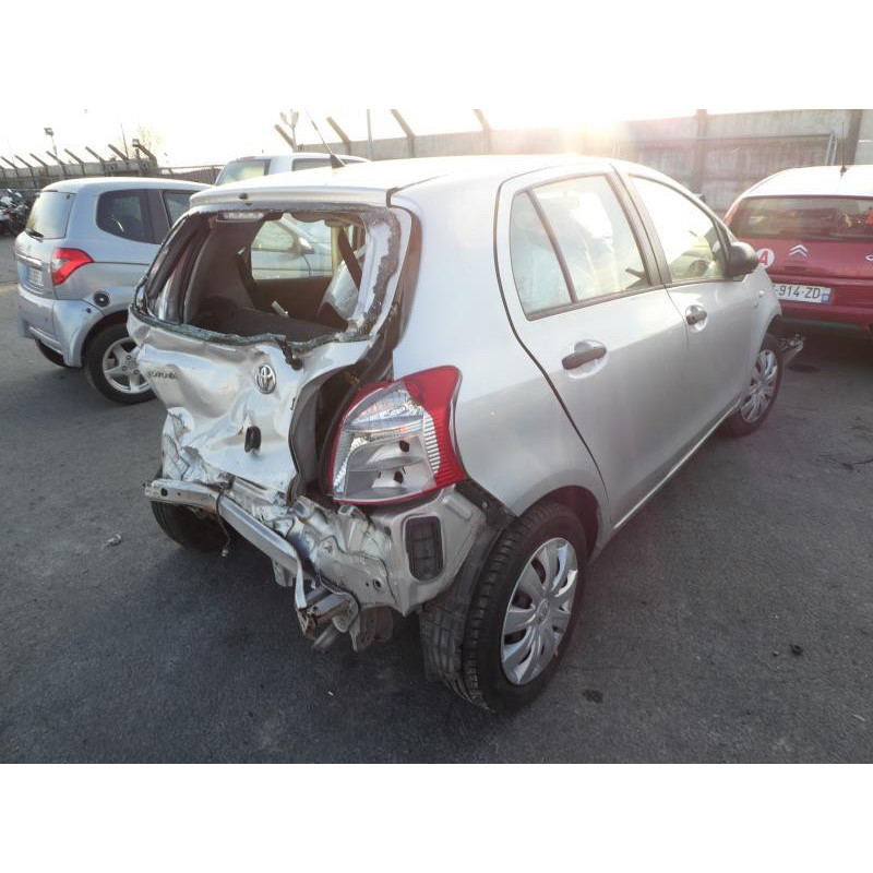 Bloc ABS (freins anti-blocage) TOYOTA YARIS 2 Photo n°14
