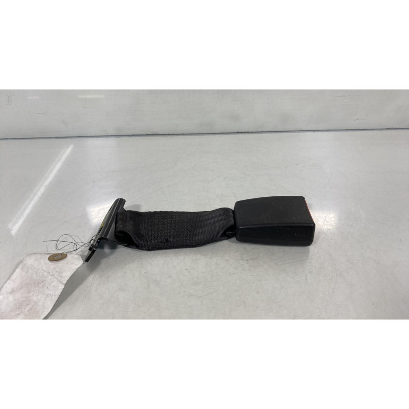 Attache ceinture arriere droit FIAT STILO Photo n°1