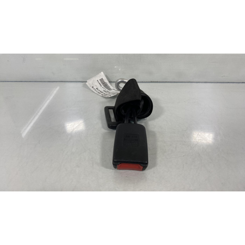 Attache ceinture arriere gauche SEAT IBIZA 2 Photo n°1