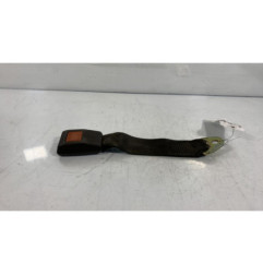 Attache ceinture arriere droit AUDI 100 1