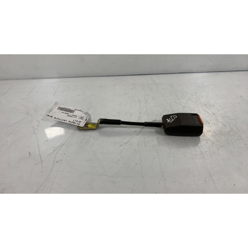 Attache ceinture avant droit AUDI 100 1 Photo n°3