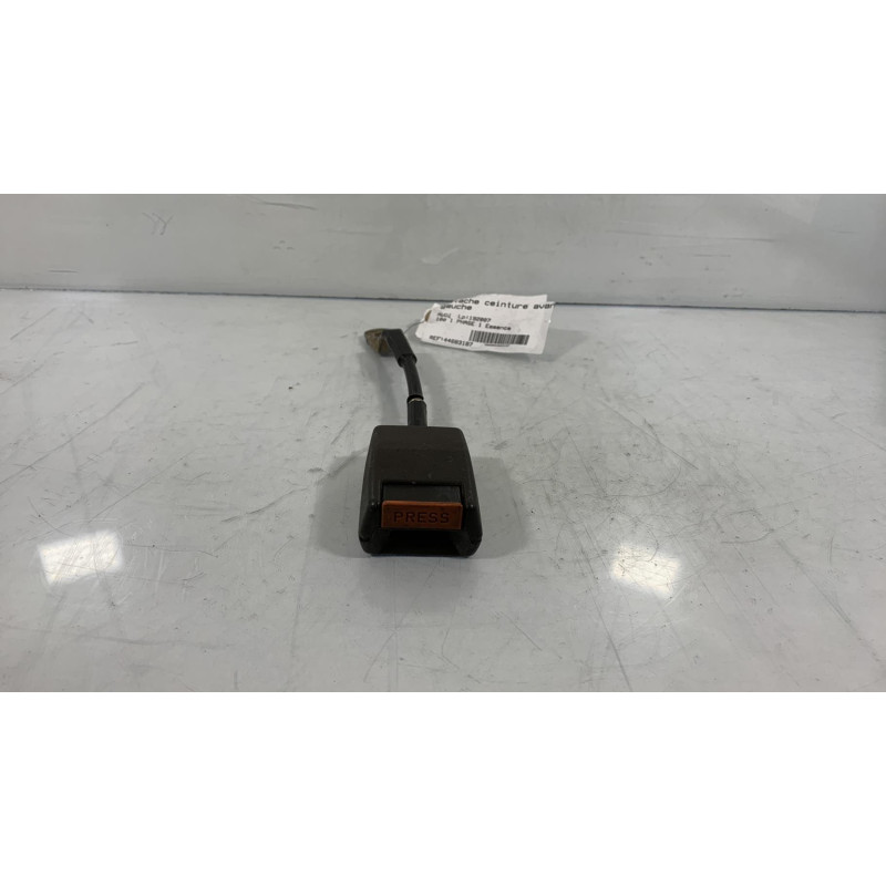 Attache ceinture avant gauche AUDI 100 1 Photo n°2