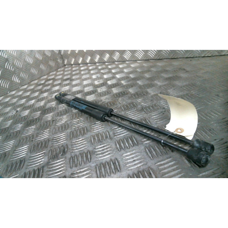 Verin de coffre OPEL ASTRA H Photo n°1