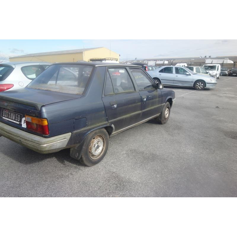Ceinture avant droit RENAULT R9 Photo n°8