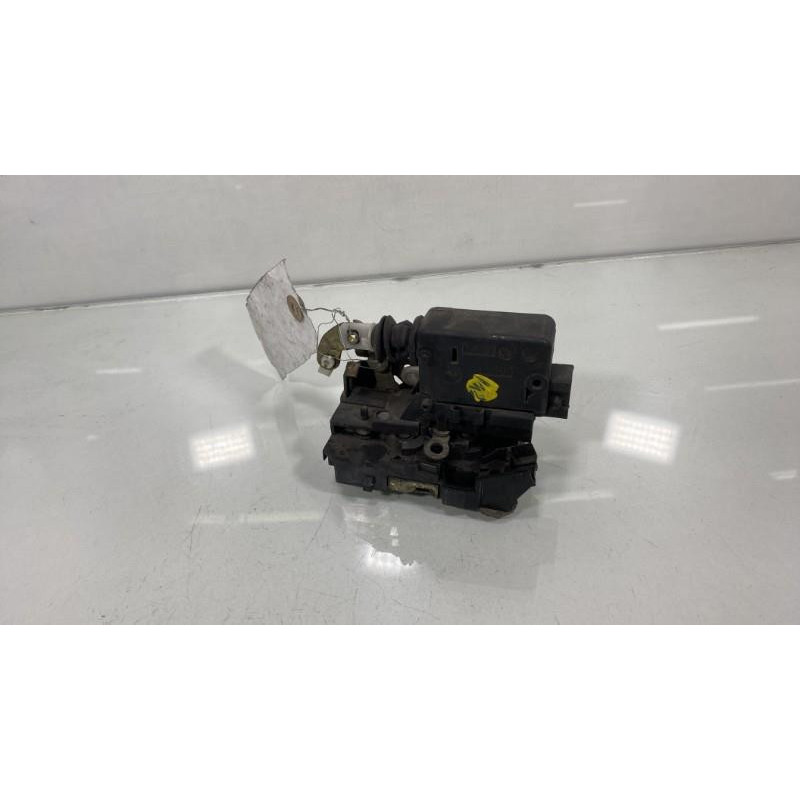 Serrure arriere droit RENAULT CLIO 1 Photo n°2