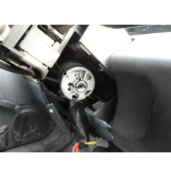 Serrure arriere droit RENAULT CLIO 1