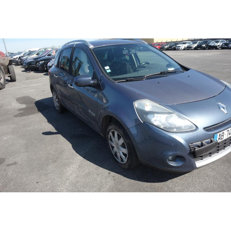 Trappe d'essence RENAULT CLIO 3 Photo n°7