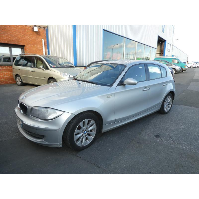 Feu arriere stop central BMW SERIE 1 E87 Photo n°5