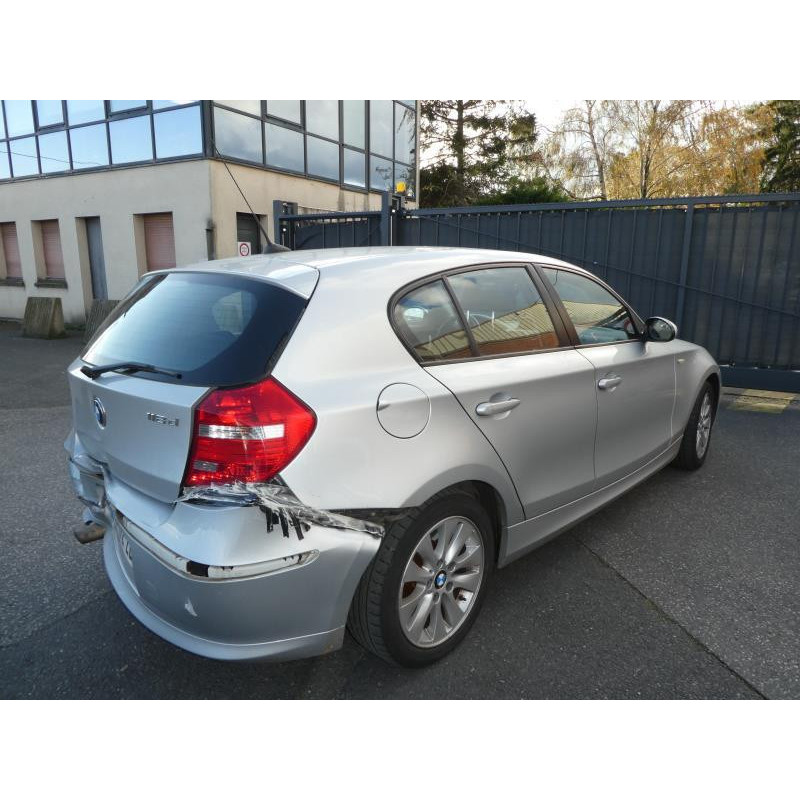Feu arriere stop central BMW SERIE 1 E87 Photo n°8