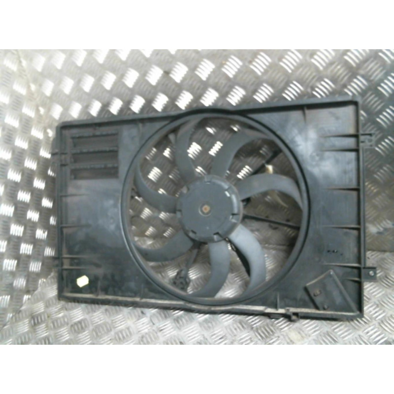 Moto ventilateur radiateur VOLKSWAGEN GOLF PLUS Photo n°2