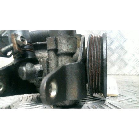 Pompe de direction NISSAN MICRA 2 Photo n°1