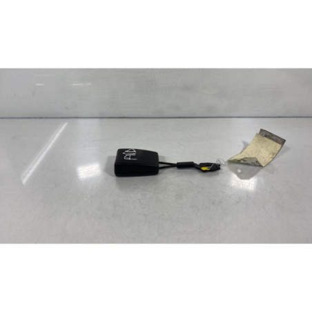 Attache ceinture avant droit MERCEDES CLASSE A 168 Photo n°1
