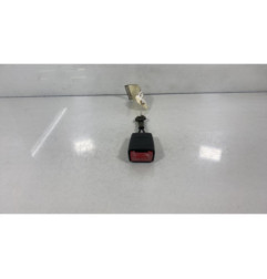 Attache ceinture avant droit MERCEDES CLASSE A 168