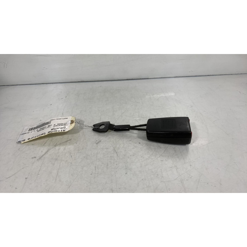 Attache ceinture avant gauche MERCEDES CLASSE A 168 Photo n°2