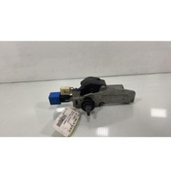 Moteur essuie glace arriere PEUGEOT 406 Photo n°1