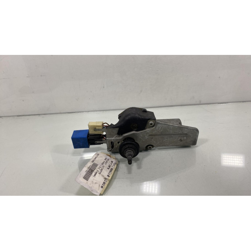 Moteur essuie glace arriere PEUGEOT 406 Photo n°1