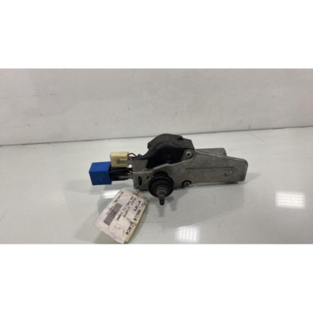 Moteur essuie glace arriere PEUGEOT 406 Photo n°1