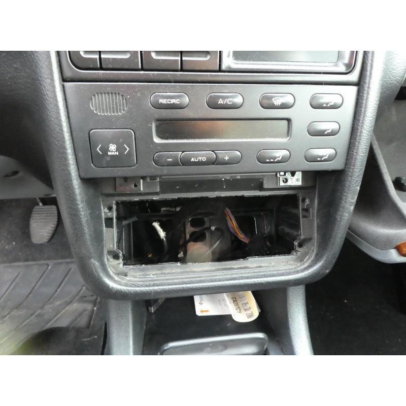 Bloc ABS (freins anti-blocage) PEUGEOT 406 Photo n°4