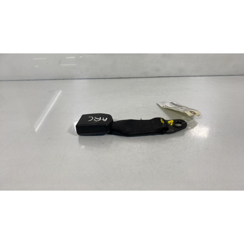 Attache ceinture arriere centrale FORD C-MAX 1 Photo n°1