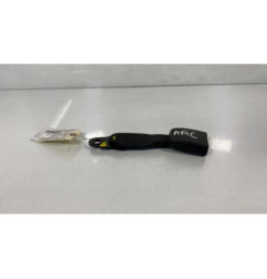 Attache ceinture arriere centrale FORD C-MAX 1