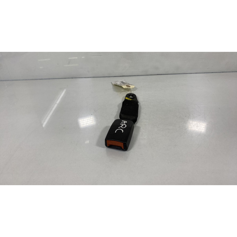 Attache ceinture arriere centrale FORD C-MAX 1 Photo n°3